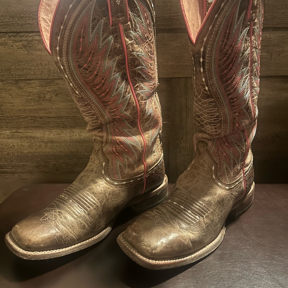 Brown Western Cowboy Boots with Pink Accents